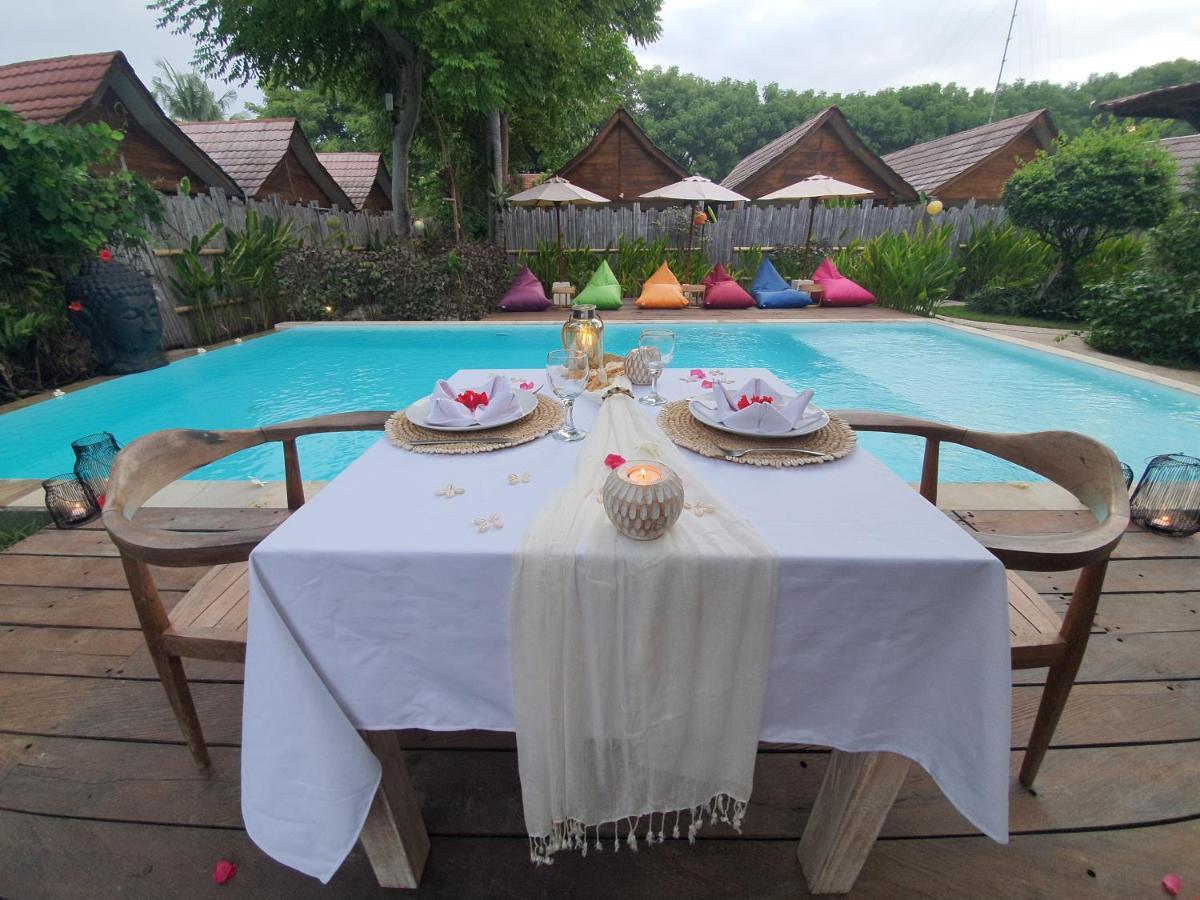 Hotel United Colors Of Gili à Gili Meno Extérieur photo